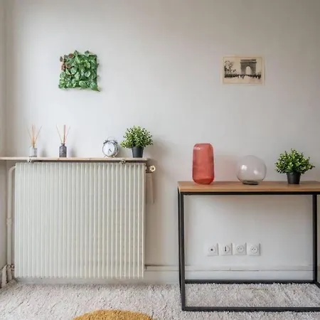 With Balcony Apartament