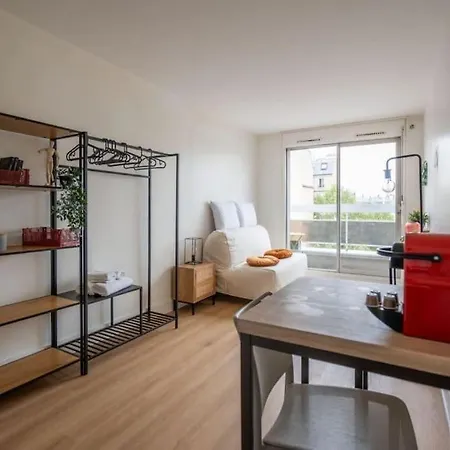 With Balcony Apartament